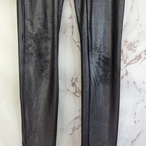 Spanx Leggings Womens Small Faux Vegan Leather 2437 Black High Rise Crop Ankle - Picture 13 of 13